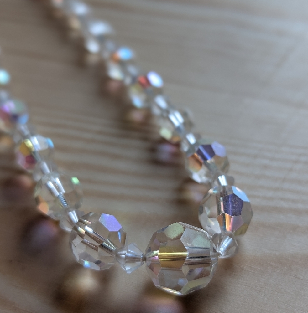 Vintage Glass Faceted Iridescent Holographic Rainbow Bead Necklace Choker